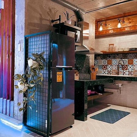Clockworkorange Luxury Suites With Netflix Mactan Bagian luar foto